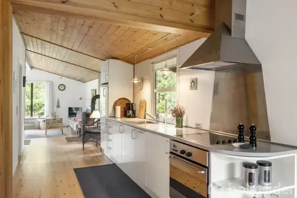 Cuisine - Cottage with Garden in Gudmindrup Lyng