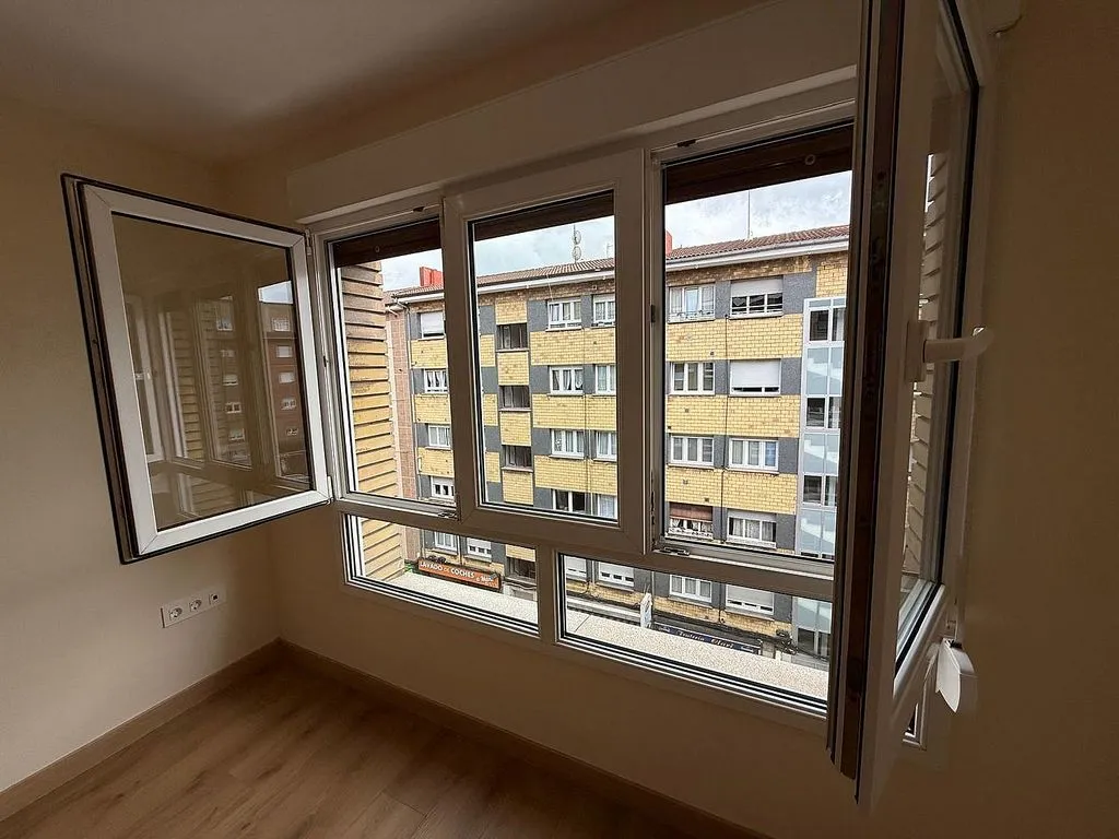 Toad - Apartment with South Orientation in Gijón
