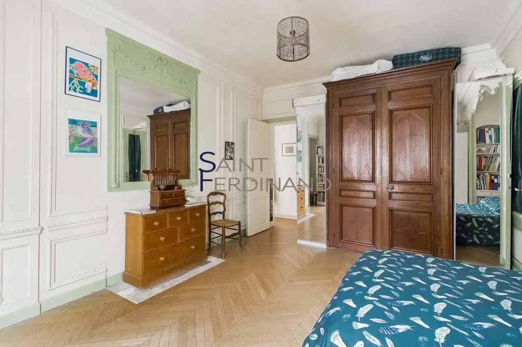 Magamistoad - Luxury Duplex Flat with City View in Monceau