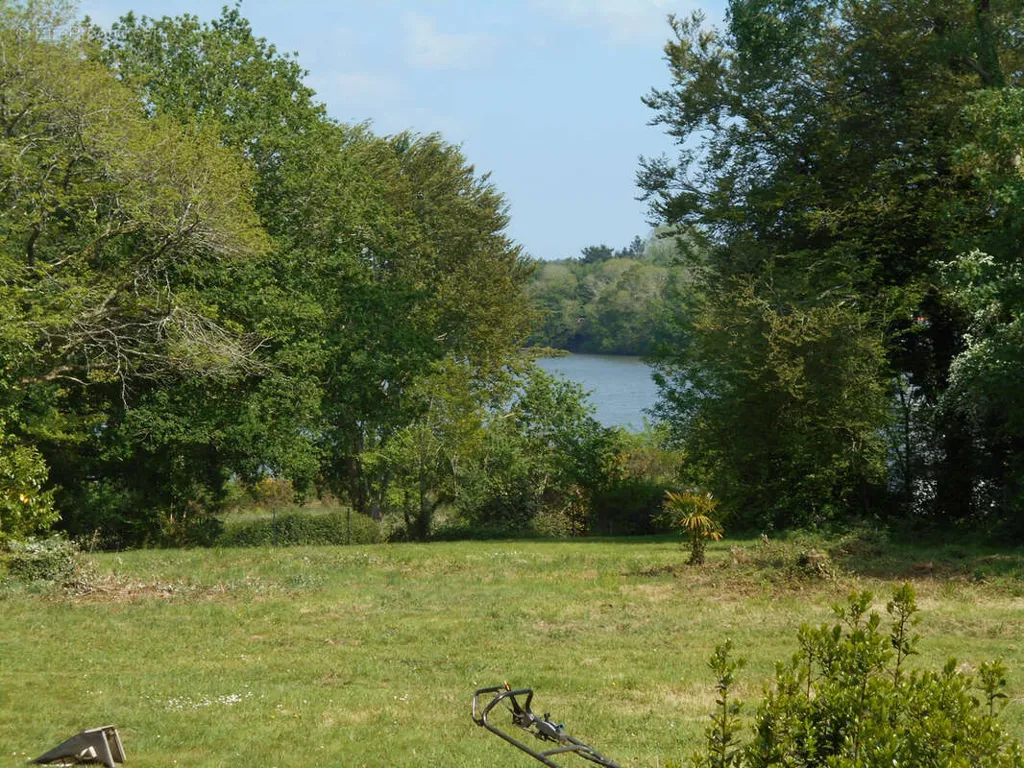 Jardin - Maison à Rénover au Calme à Plomelin