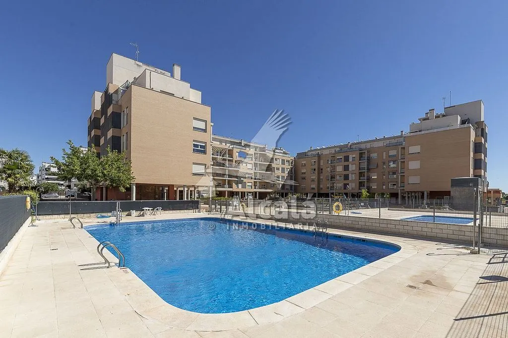 Bassein - Apartment with Pool in El Olivar, Alcalá de Henares
