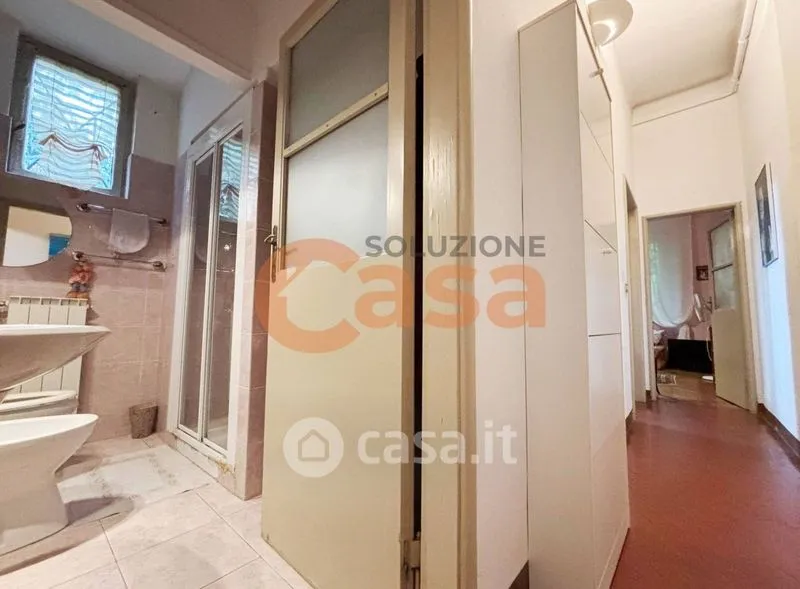 Salles de bain - Spacious Apartment with Garden View in Piacenza