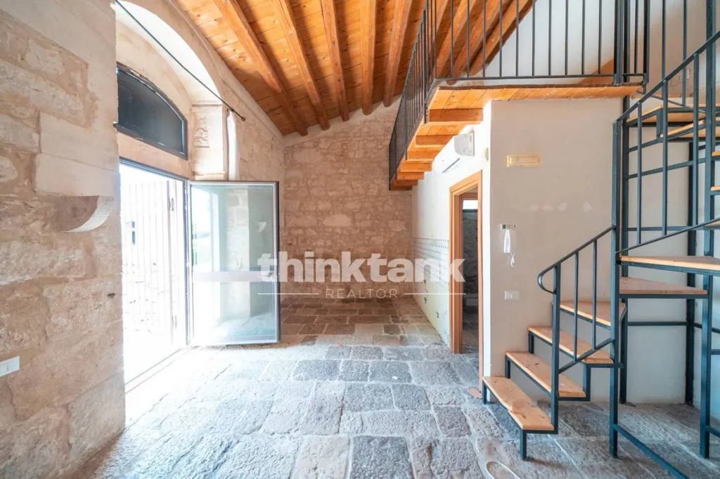 Toad - Rustic Villa with Pool in Ragusa