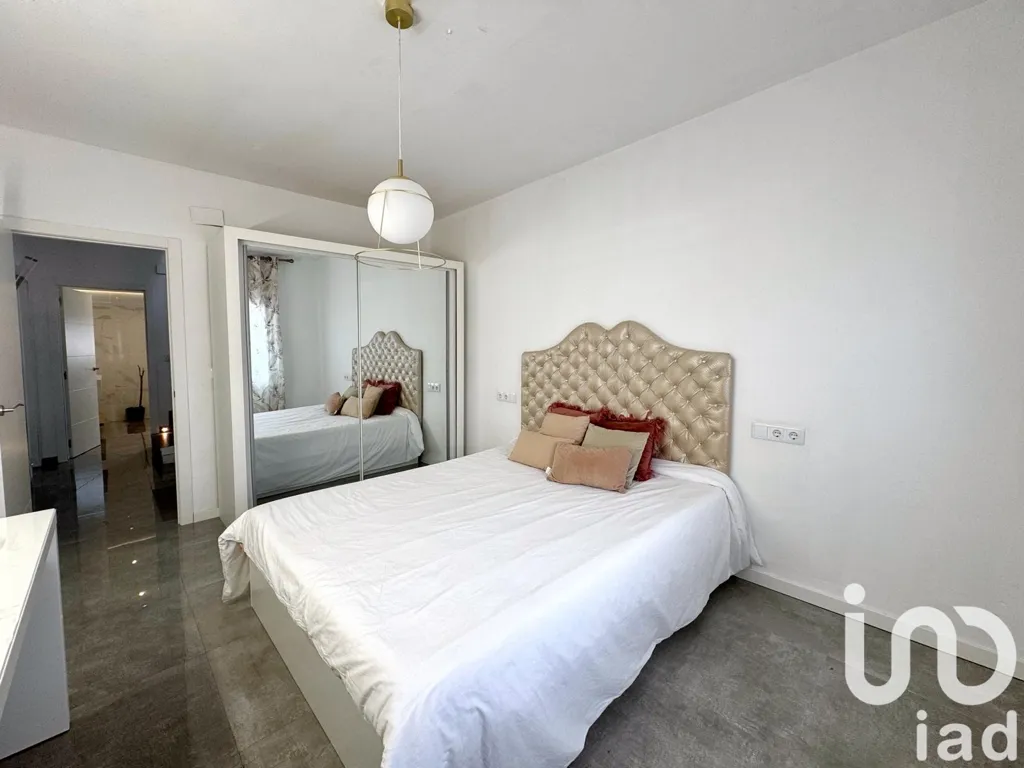 Chambres - Twin-Storey House with Multiple Terraces in Cambrils