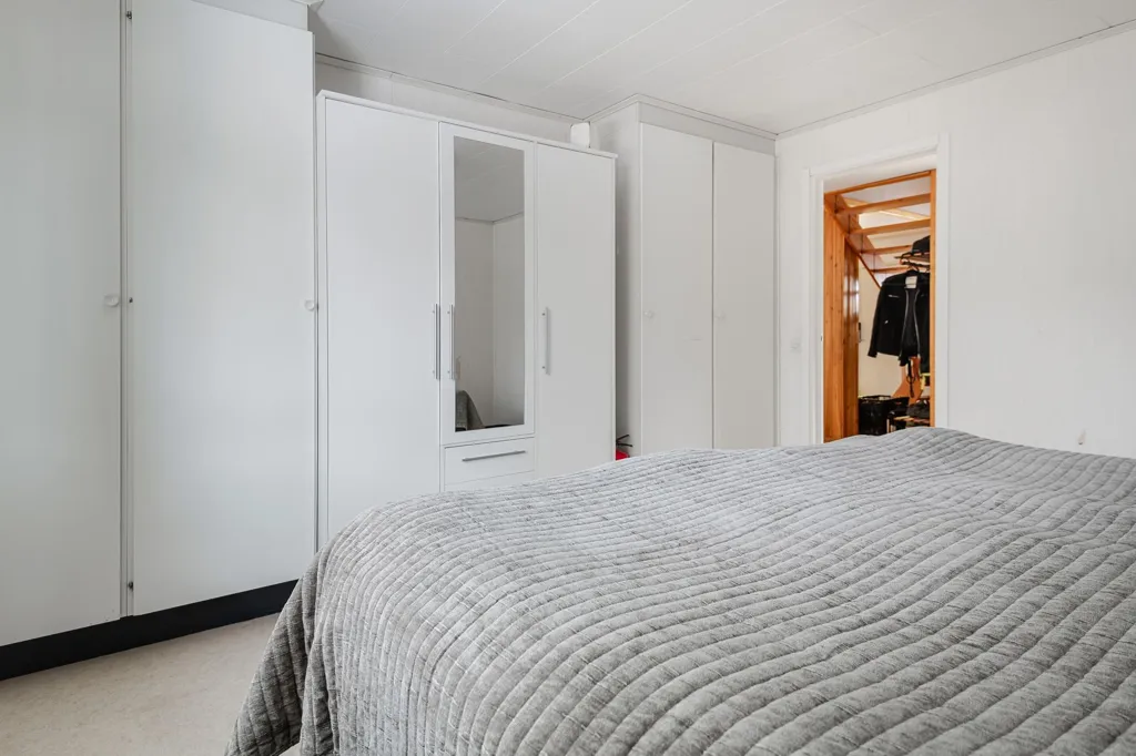 Dormitorios - Well-Planned Villa with Private Garden in Varberg