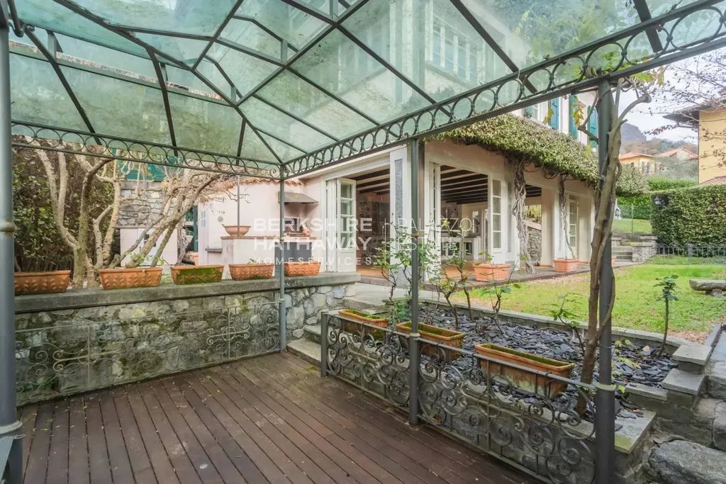 Terrasse - Lake View Villa with Garden in Tremezzina