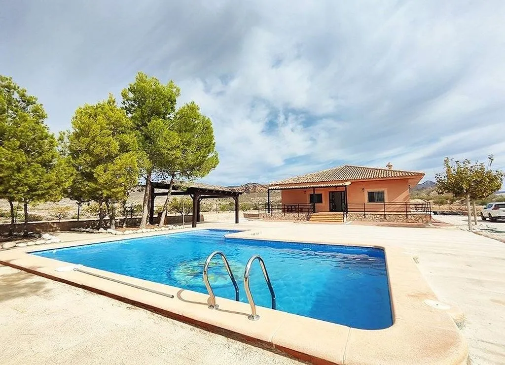 Piscine - Chalet with Pool and Terrace in Abanilla