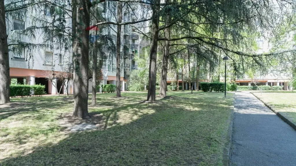 Aed - Shared Apartment with Balcony near Bicocca, Milan