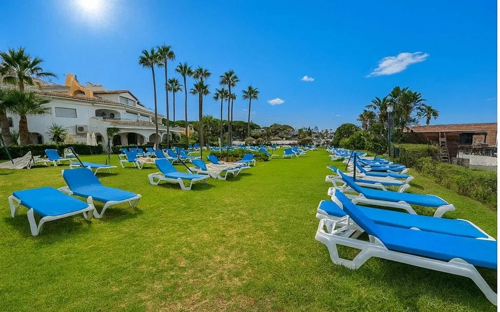 Bassein - Penthouse with Pool in Puerto Cabopino
