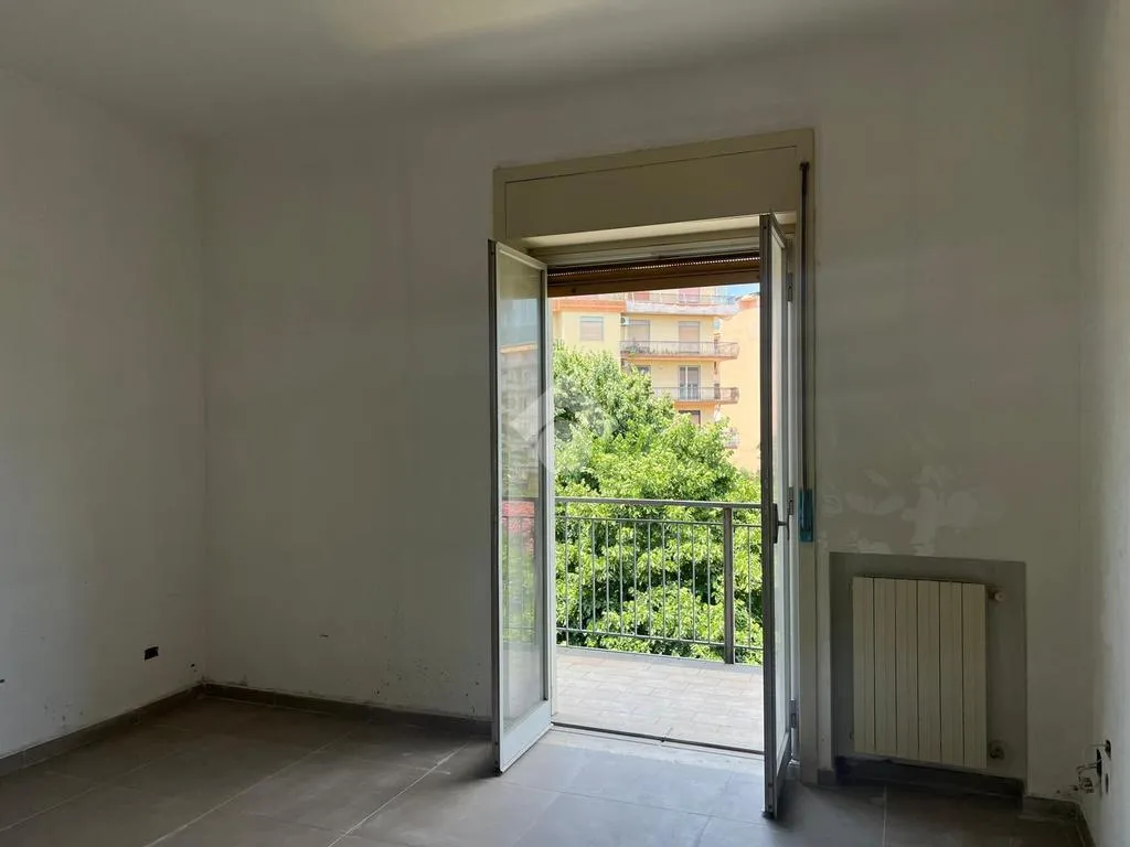 Toad - Modernised Apartment with Balcony in Giarre