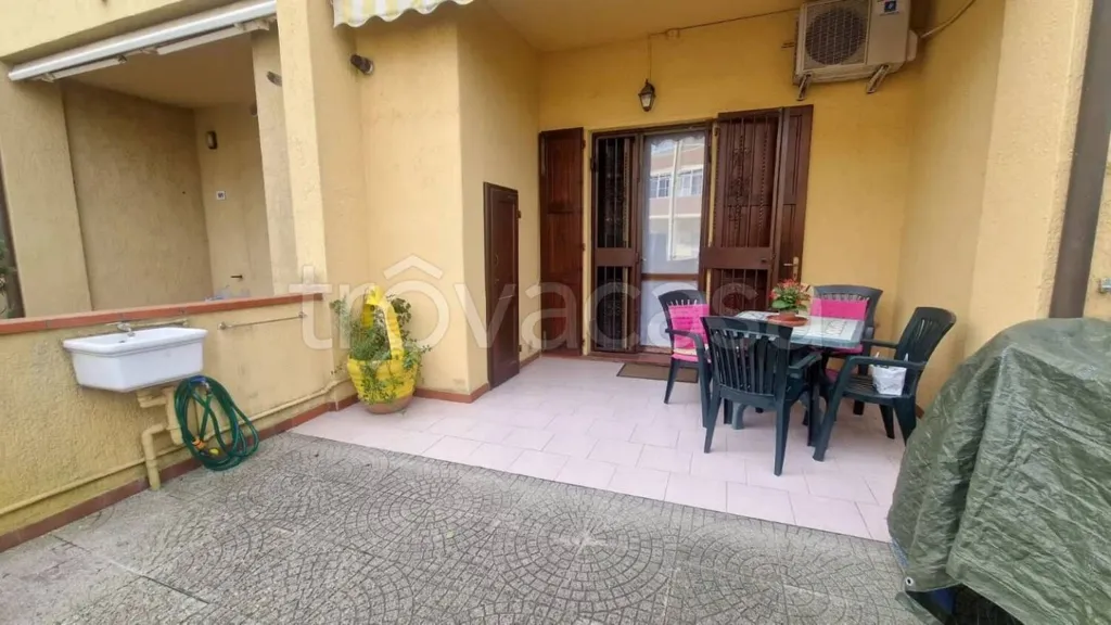 Terrasse - Two-Bedroom Apartment with Private Garden in Comacchio