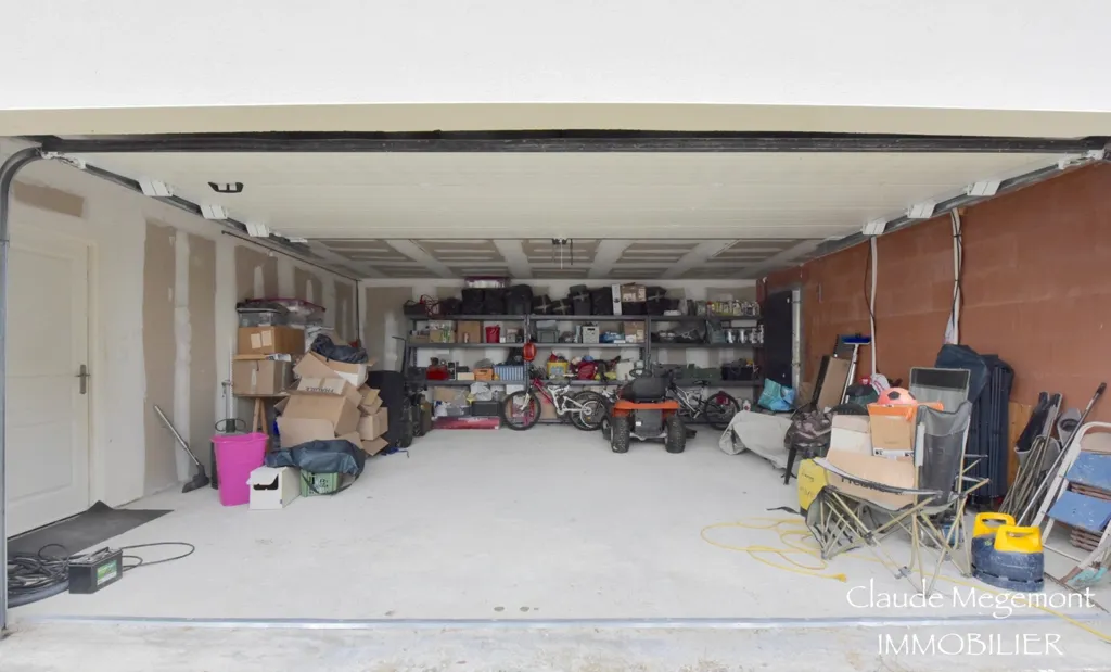 Garage - Maison Contemporaine avec Piscine près de Lavaur