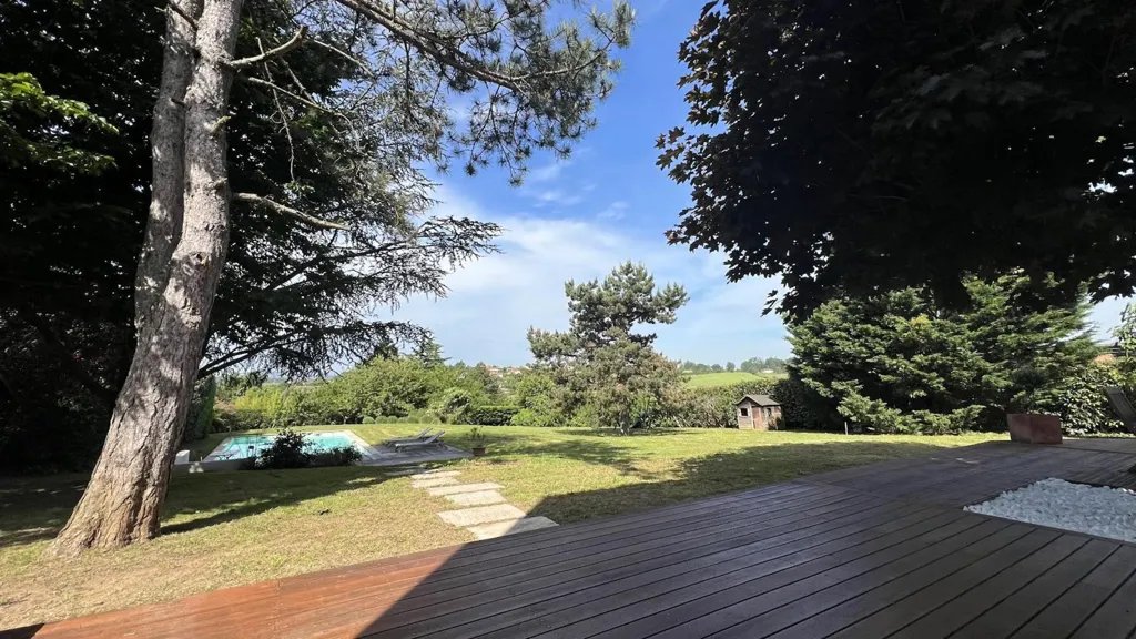 Aed - Renovated Villa with Pool in Lissieu