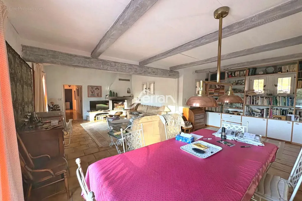 Söögituba - Luxury Villa with Pool in Callas