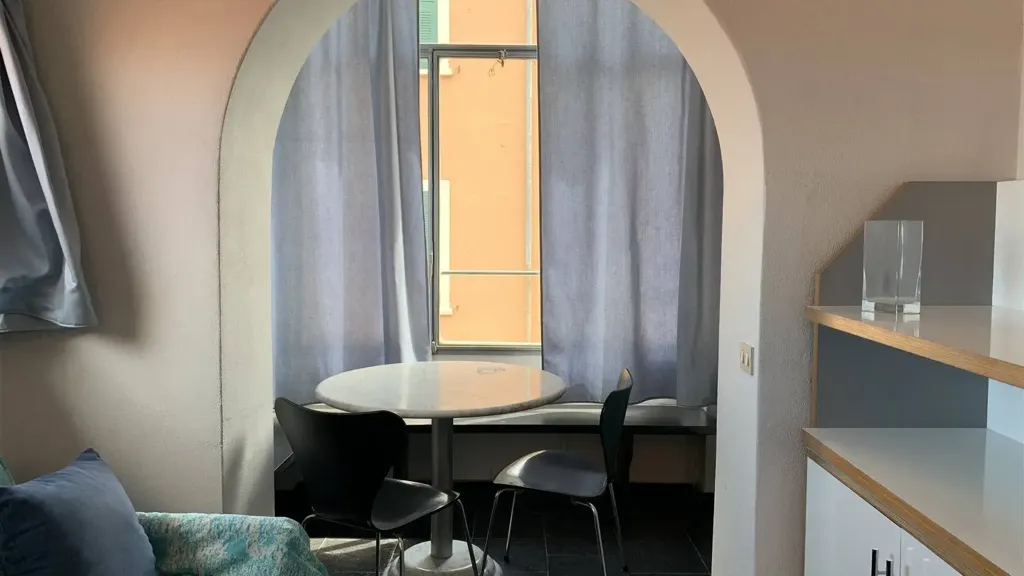Séjour - Studio Apartment with Sea View in Noli