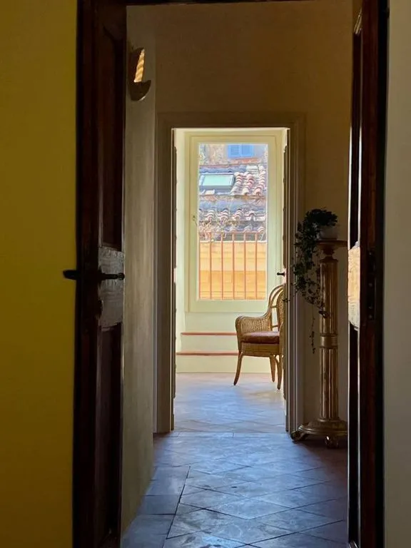Ingresso - Luxury Apartment with Historic Views in Rome