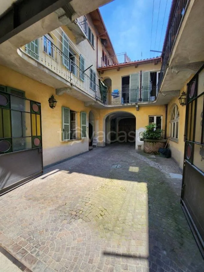 Jardin - Historic Palazzo with Courtyard in Fossano