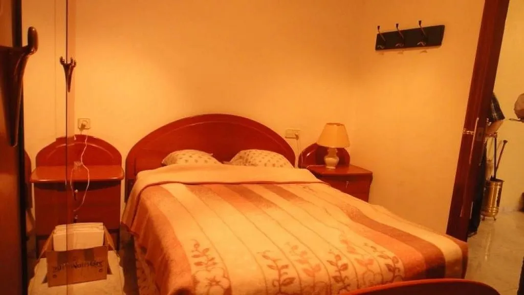 Chambres - Luxury House with Terrace in Cornellà de Llobregat