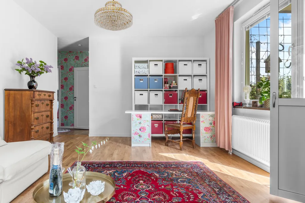 Living Room - Apartment with Balcony on Skälbyvägen