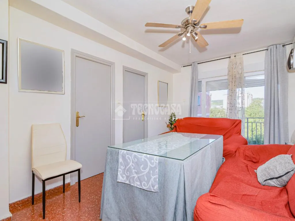 Séjour - Four-Bedroom Flat with Terrace in Cartuja