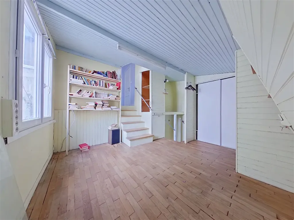 Maison 8 pièces à Tours