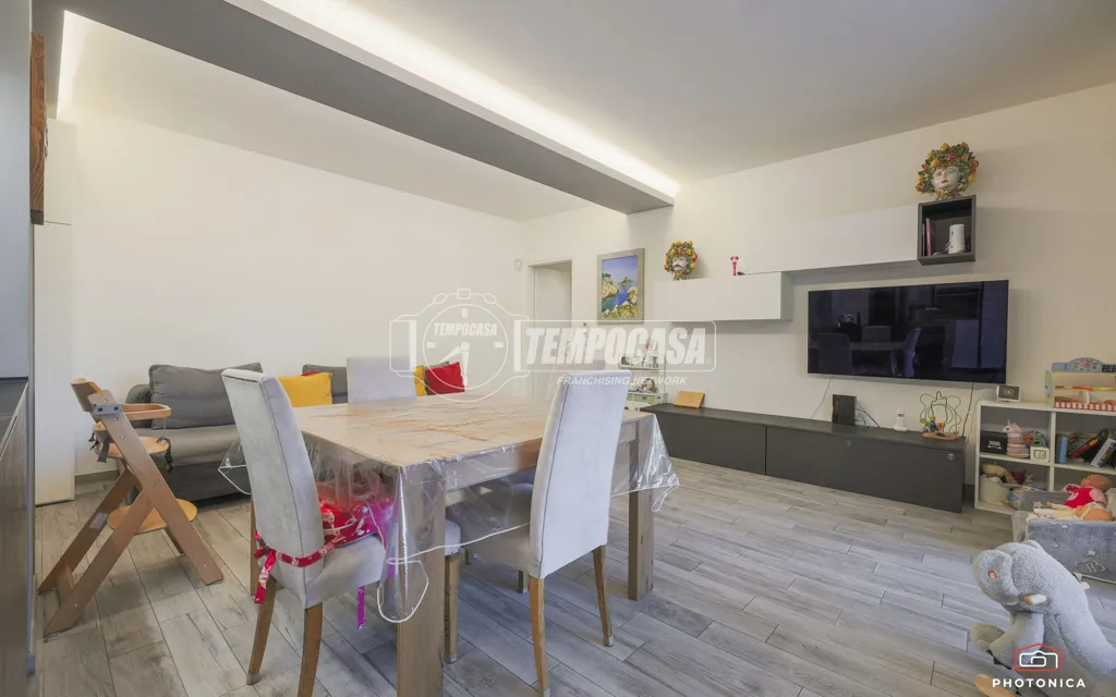 Salle à manger - Modern Apartment with Private Garden in Bologna