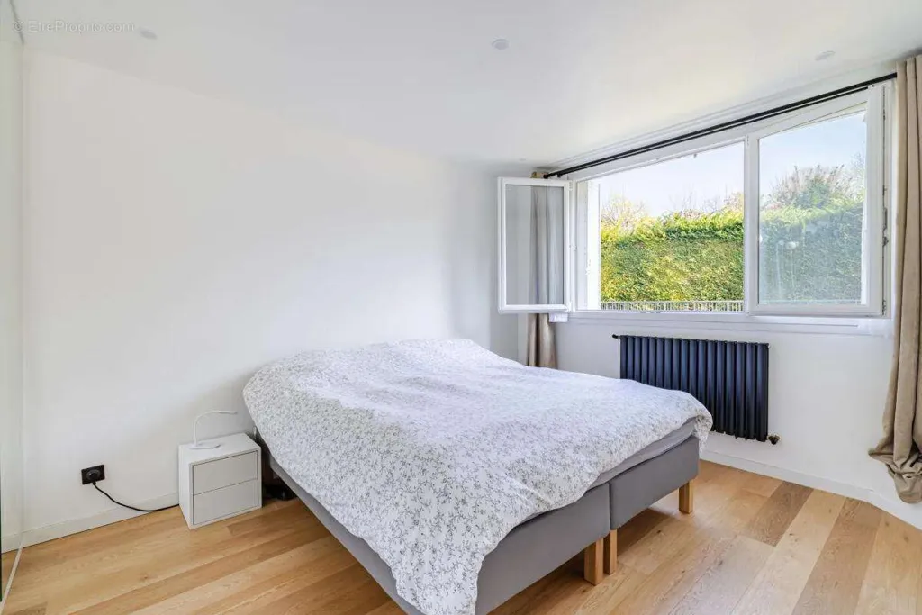 Chambres - Appartement F4 Lumineux avec Parking à Montmorency