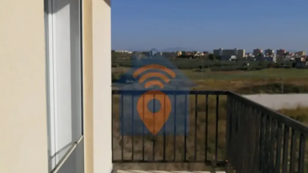 Balcon - Apartment with Bus Stop Proximity in Castelvetrano