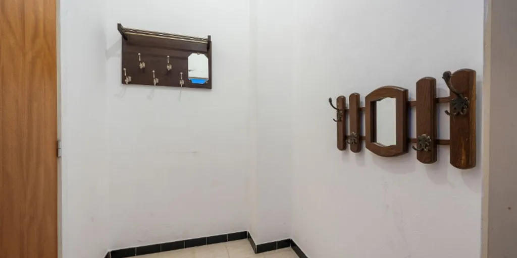 Entrée - Appartement avec Espace Commercial à Roeselare