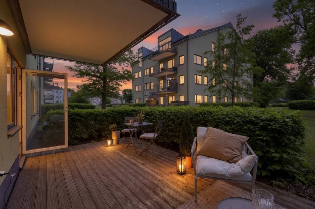 Rõdu - Modern Apartment with West-Facing Terrace in Göteborg