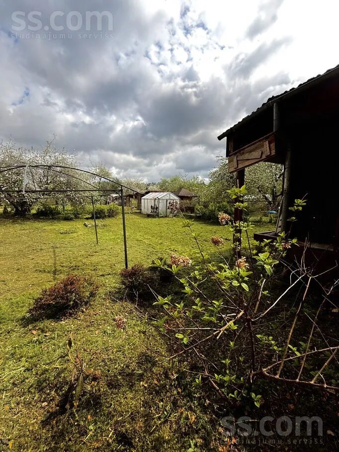 Jardin - Cottage with Garden in Valmiera District