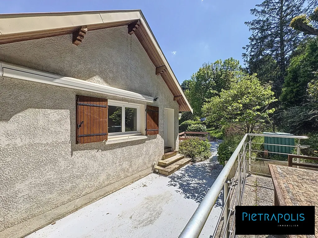 Terrass - Rustic Farmhouse with Garden on Brignais Heights