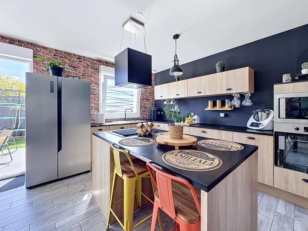 Cuisine - Maison Moderne avec Jardin à Méricourt