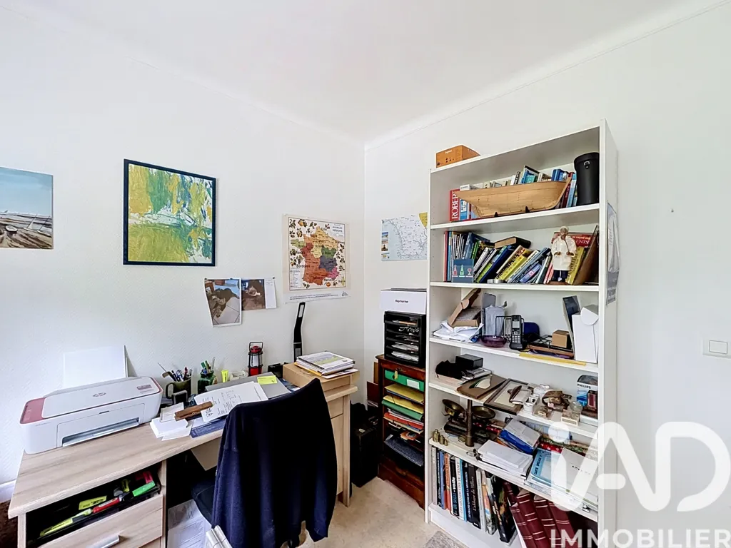 Bureau - Maison Traditionnelle avec Jardin à Plomeur