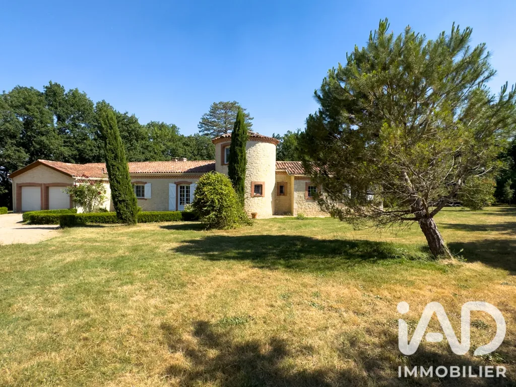 Esterno - Charming House with Pool in Aubiet