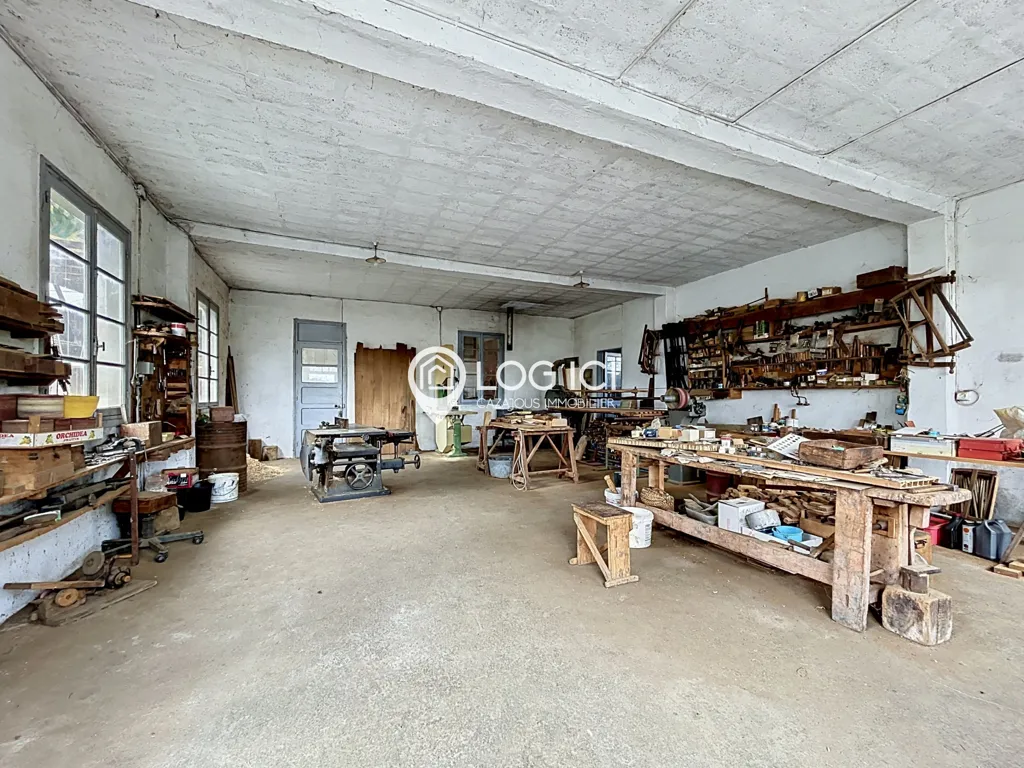Buanderie - Maison T8 avec Grand Terrain à Lestelle-Bétharram