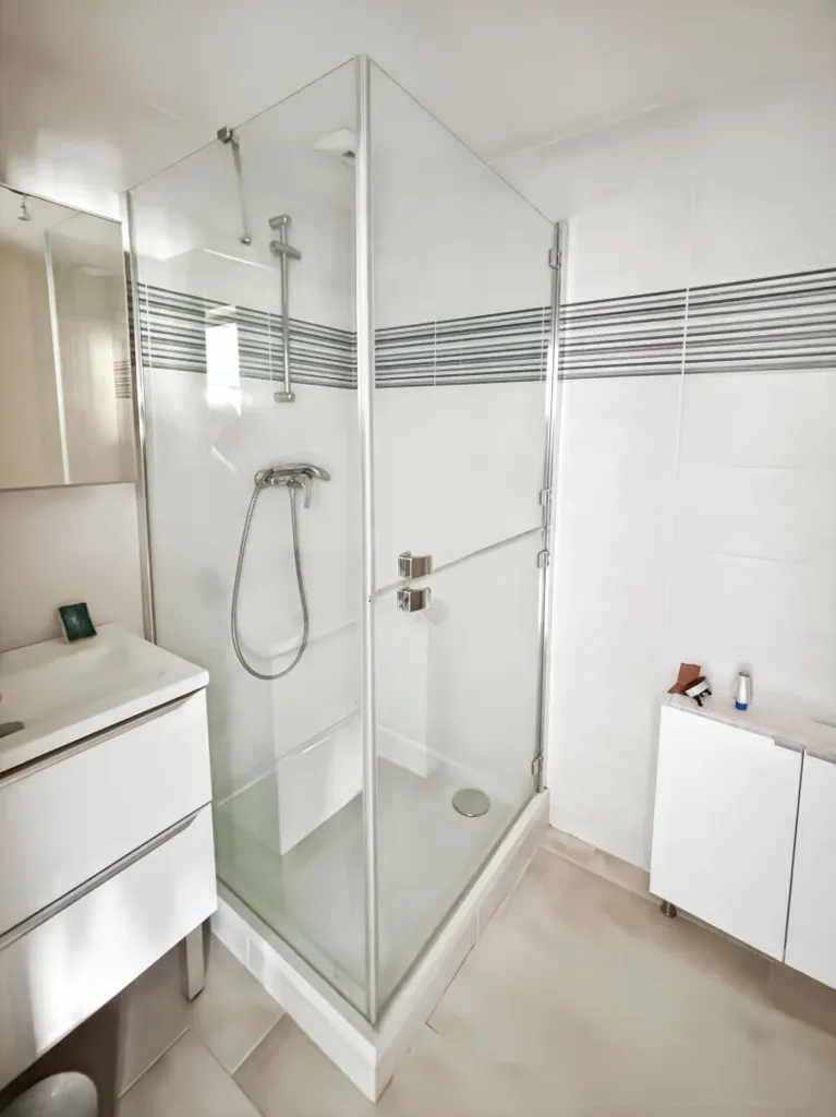 Salles de bain - Appartement Duplex en Centre-Ville à Mennecy