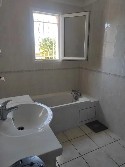 Bagni - Ground Floor House with Garden in Saint-Girons