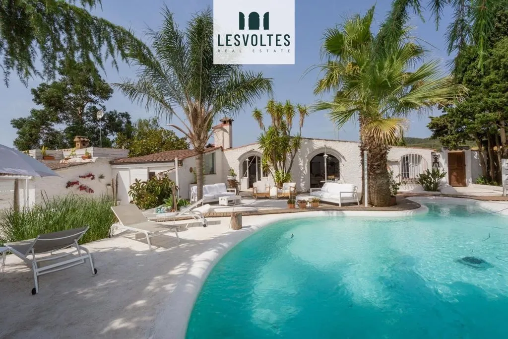 Piscine - Luxury Villa with Pool in Mont-ras, Costa Brava