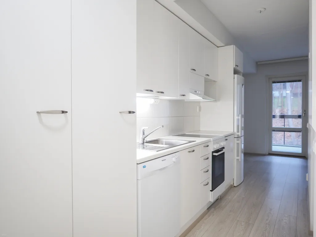 Cuisine - Modern Studio Flat with Balcony in Korppolaismäki, Turku