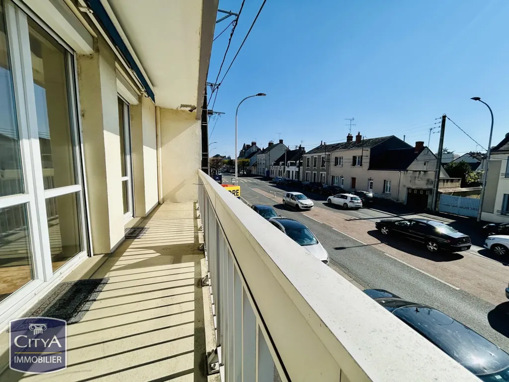Rõdu - Colocation Flat with Balconies in Châteauroux