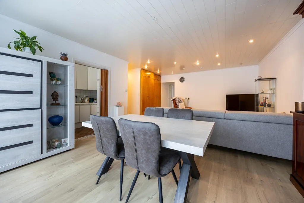 Salle à manger - Appartement avec Terrasse et Garage à Schoten