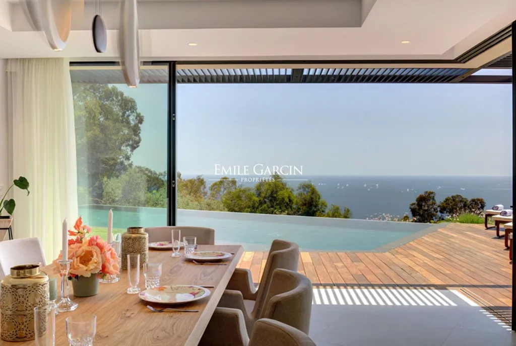 Salle à manger - Maison de Luxe avec Vue Mer à Cannes