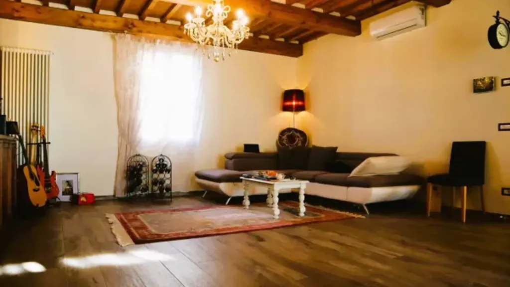 Elutuba - Rustic-Modern Apartment with Terrace in Empoli