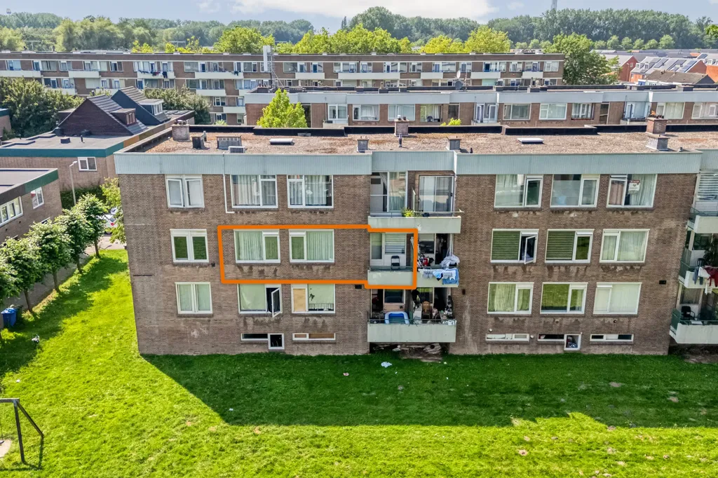 Vue aérienne - Four-Bedroom Apartment with Balconies in Rotterdam
