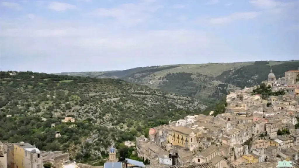 Panoramic Independent House in Corso Mazzini, Ragusa