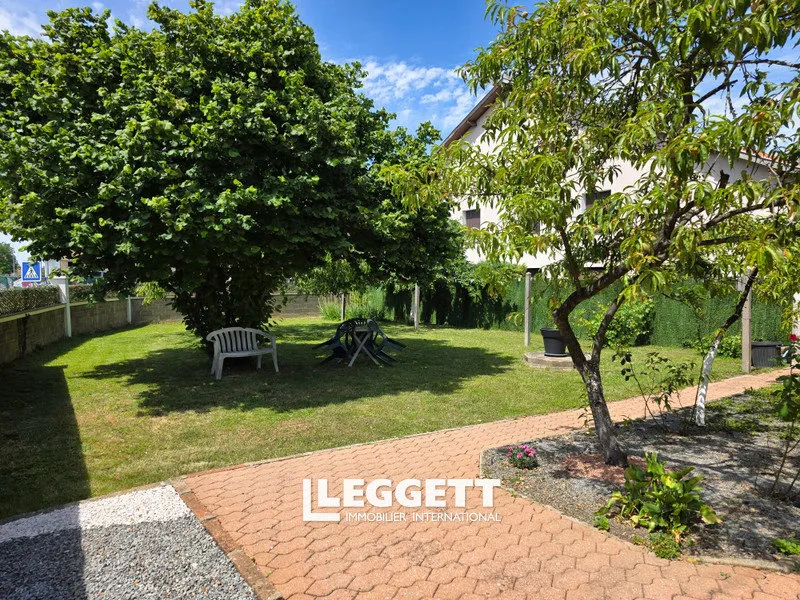 Jardin - Maison avec Jardin Clos à Roumazières-Loubert