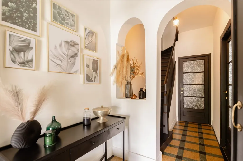 Entrée - Appartement avec Cuisine Luxueuse à Deurne