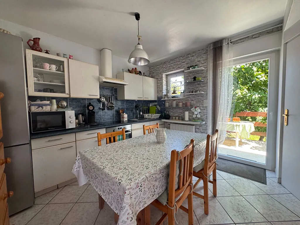 Cuisine - Maison avec Garage et Jardin à Kingersheim