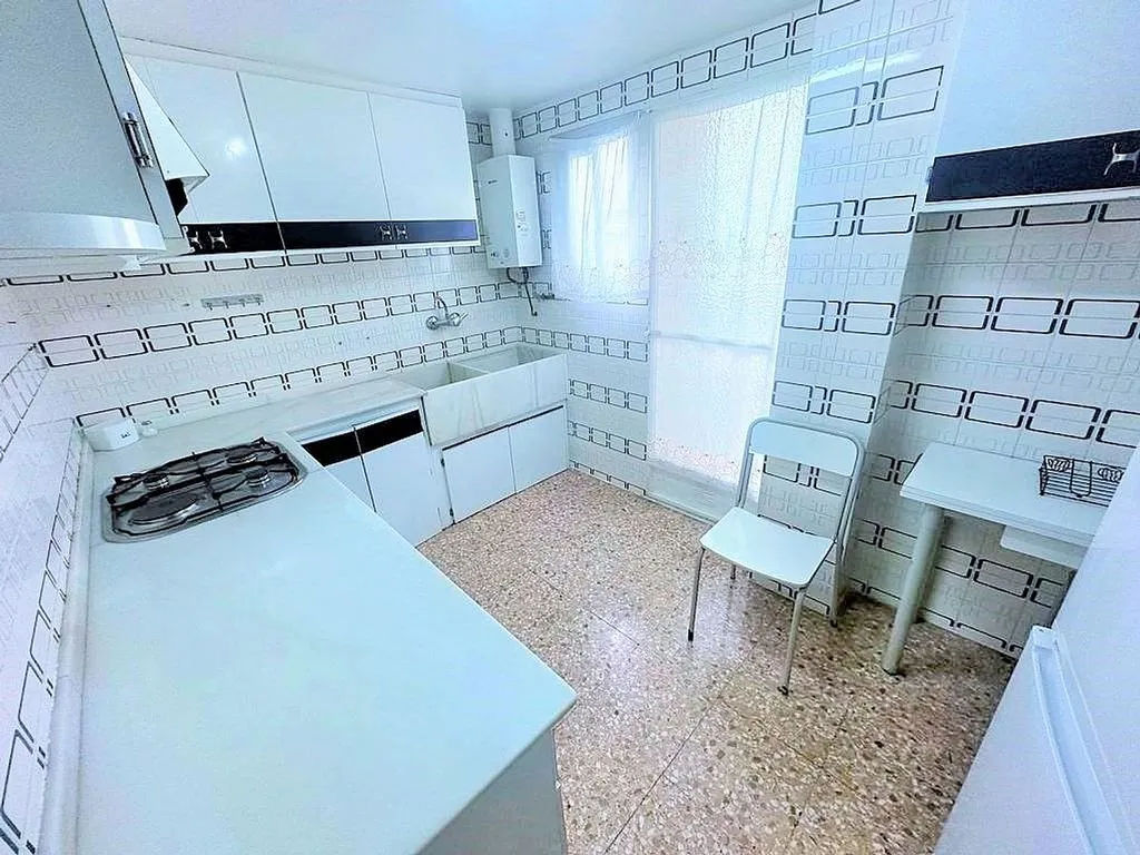 Köök - Furnished Flat with Balcony in Tormos